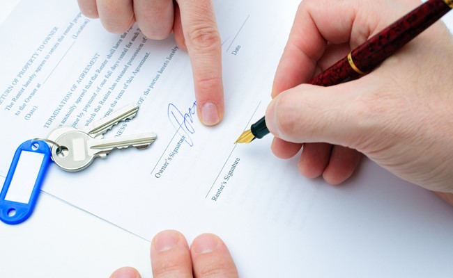 contract signing