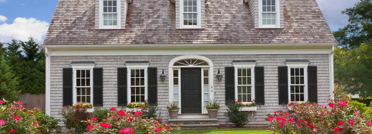 The Pros and Cons of Including Landscaping Services in Your Houston Lease