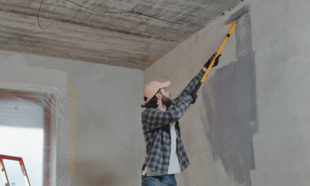 Living in a Construction Zone: 6 Tips for Remodeling