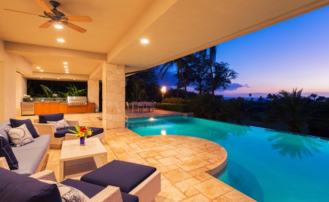 woodlands texas luxury patio and pool