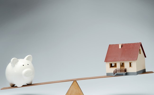 balance between home value and amount of mortgage on house